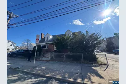 378-380 Kerrigan Boulevard, Newark, NJ 07106 - Photo 1
