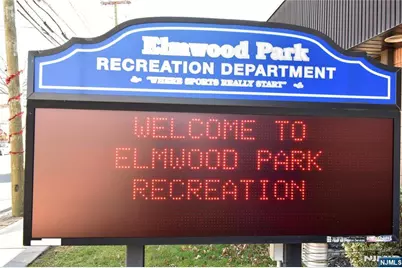 297 Fencsak Avenue, Elmwood Park, NJ 07407 - Photo 27