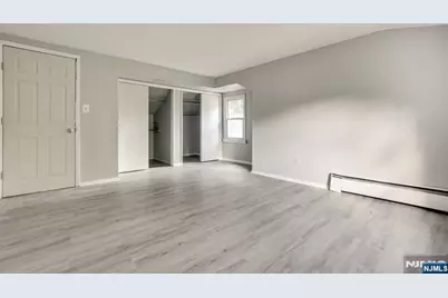 34 Oak Street, Bloomingdale, NJ 07403 - Photo 15