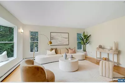 435 Morningside Road, Ridgewood, NJ 07450 - Photo 3