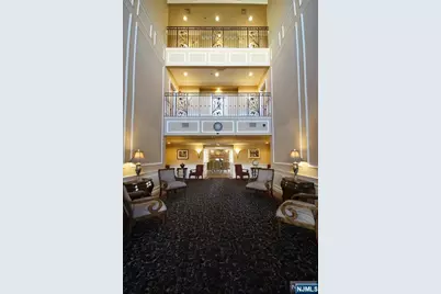 5 Tenakill Park E 106 #106, Cresskill, NJ 07626 - Photo 15