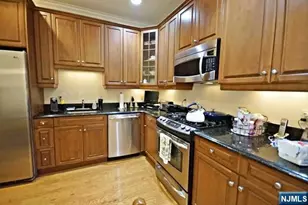 5 Tenakill Park E 106, Cresskill, NJ 07626 - Photo 3