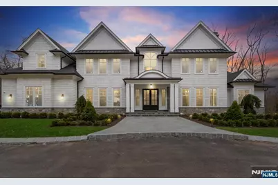 104 Chestnut Ridge, Saddle River, NJ 07458 - Photo 3