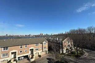 200 Grand Cove Way 5M, Edgewater, NJ 07020 - Photo 17