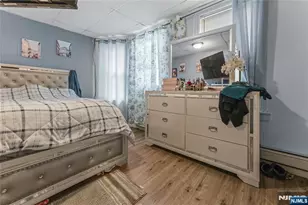 160 Burgess Pl, Passaic, NJ 07055 - Photo 11