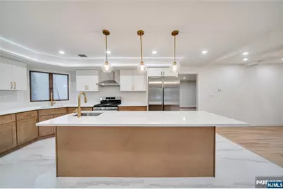 468 Morse Avenue, Ridgefield, NJ 07657 - Photo 9