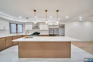 468 Morse Ave, Ridgefield, NJ 07657 - Photo 9