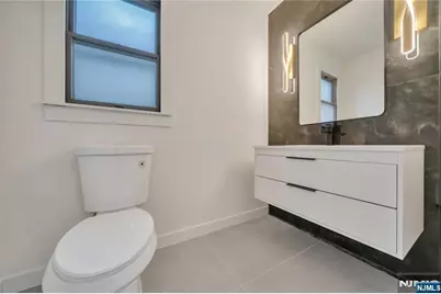 468 Morse Avenue, Ridgefield, NJ 07657 - Photo 19