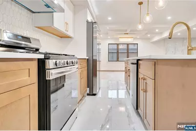 468 Morse Avenue, Ridgefield, NJ 07657 - Photo 13