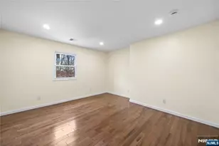 20 Ella St, Bloomingdale, NJ 07403 - Photo 13