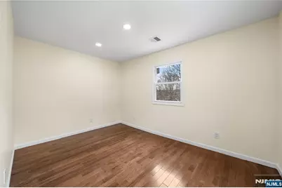 20 Ella Street, Bloomingdale, NJ 07403 - Photo 11