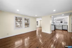 20 Ella St, Bloomingdale, NJ 07403 - Photo 3