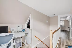 8-27 Oak St, Fair Lawn, NJ 07410 - Photo 21