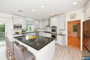 2186 Jones Rd, Fort Lee, NJ 07024 - Photo 7