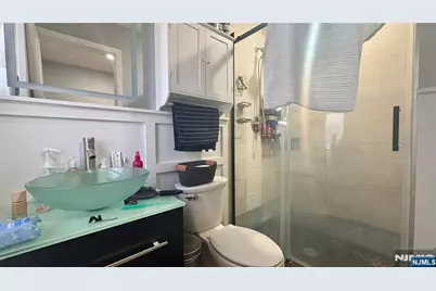 19 Cleveland Avenue 3 #3, Harrison, NJ 07029 - Photo 11