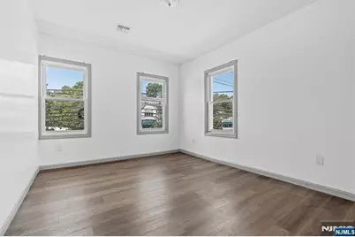 143 Valley Road 2L #2L, Montclair, NJ 07042 - Photo 11