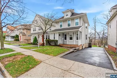 117 Overpeck Avenue, Ridgefield Park, NJ 07660 - Photo 3