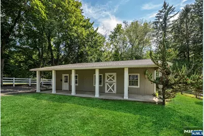 193 Pulis Avenue, Franklin Lakes, NJ 07417 - Photo 31