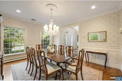 193 Pulis Avenue, Franklin Lakes, NJ 07417 - Photo 5