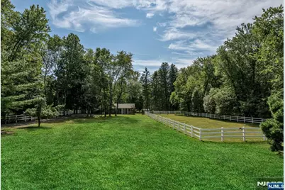 193 Pulis Avenue, Franklin Lakes, NJ 07417 - Photo 27