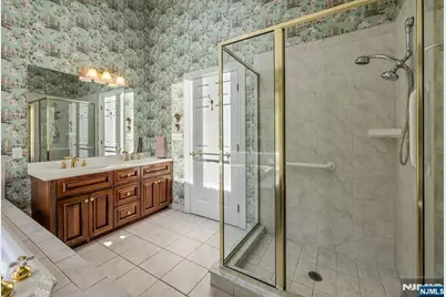 193 Pulis Avenue, Franklin Lakes, NJ 07417 - Photo 17