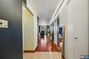 1055 River Road 302, Edgewater, NJ 07020 - Photo 3