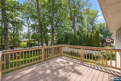 282 Nottingham Road, Ramsey, NJ 07446 - Photo 13