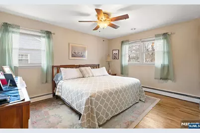 282 Nottingham Road, Ramsey, NJ 07446 - Photo 5