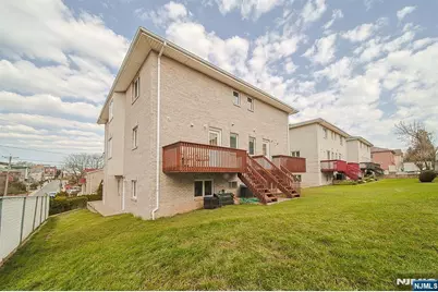 2432 3rd Street B #B, Fort Lee, NJ 07024 - Photo 41