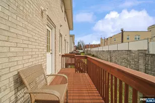 2432 3rd Street B, Fort Lee, NJ 07024 - Photo 43