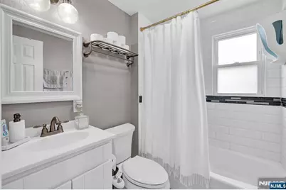 322 Broughton Avenue, Bloomfield, NJ 07003 - Photo 33