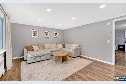 322 Broughton Avenue, Bloomfield, NJ 07003 - Photo 27