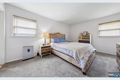 2 Caryn Place, Fairfield, NJ 07004 - Photo 11
