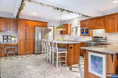 151 Washington Avenue, Hillsdale, NJ 07642 - Photo 15