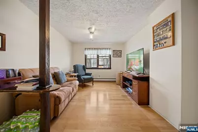 125 Merritt Avenue, Bergenfield, NJ 07621 - Photo 13