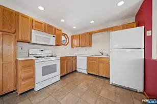 125 Merritt Ave, Bergenfield, NJ 07621 - Photo 19