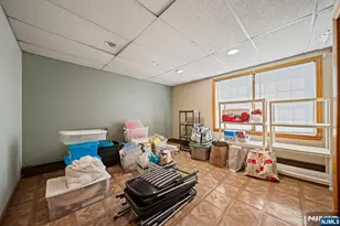 125 Merritt Ave, Bergenfield, NJ 07621 - Photo 29