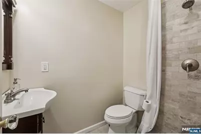 189 Glen Avenue, Glen Rock, NJ 07452 - Photo 11