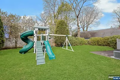 170 Hillside Avenue, Englewood, NJ 07631 - Photo 39