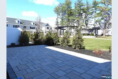 72 Woodmont Circle, River Vale Township, NJ 07675 - Photo 7