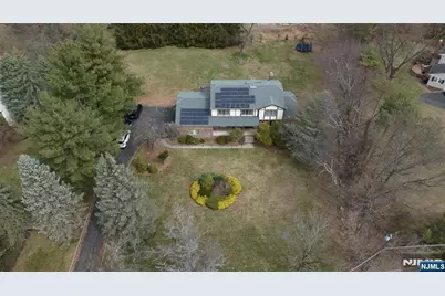 81 Crescent Avenue, Mahwah, NJ 07430 - Photo 23