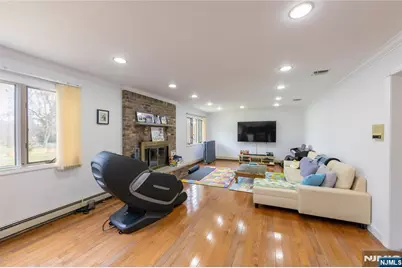 81 Crescent Avenue, Mahwah, NJ 07430 - Photo 5