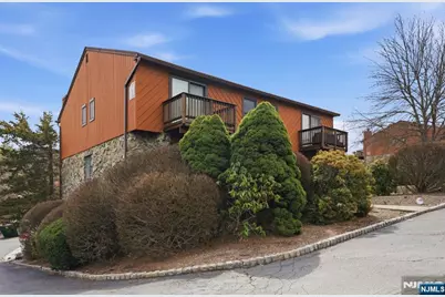 11 Brookside Heights L #L, Wanaque, NJ 07465 - Photo 1