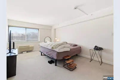 60 Parkway Drive 4G #4G, East Orange, NJ 07017 - Photo 5