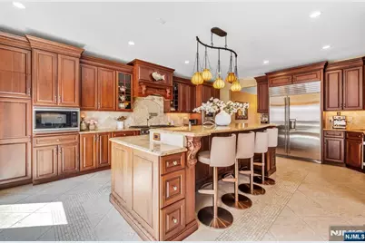 10 Fox Terrace, Cliffside Park, NJ 07010 - Photo 11