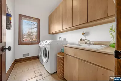 10 Fox Terrace, Cliffside Park, NJ 07010 - Photo 37