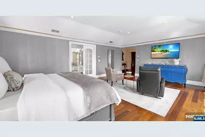 10 Fox Terrace, Cliffside Park, NJ 07010 - Photo 23