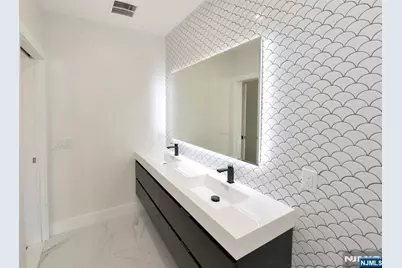 203 3rd Street 2 #2, Jersey City, NJ 07302 - Photo 21