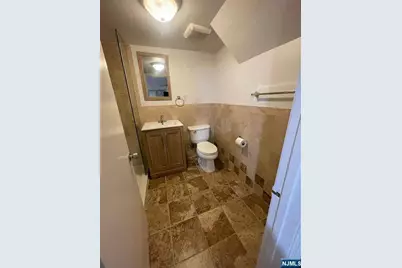 309 Essex Street 5 #5, Hackensack, NJ 07601 - Photo 3