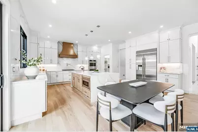 234 Vivien Court, Paramus, NJ 07652 - Photo 11